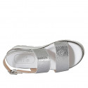 Sandale pour femmes en cuir lamé et imprimé argent talon compensé 4 - Pointures disponibles:  32, 34, 42, 43, 44, 45, 46