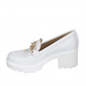 Mocassin pour femmes en cuir blanc avec chaîne talon 5 - Pointures disponibles:  32, 33, 34, 42, 43, 44, 46