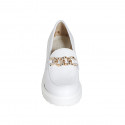 Mocassin pour femmes en cuir blanc avec chaîne talon 5 - Pointures disponibles:  43, 44