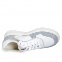 Scarpa stringata in pelle bianca e laminata argento e camoscio azzurro con strass e plantare estraibile zeppa 4 - Misure disponibili: 42, 43, 44