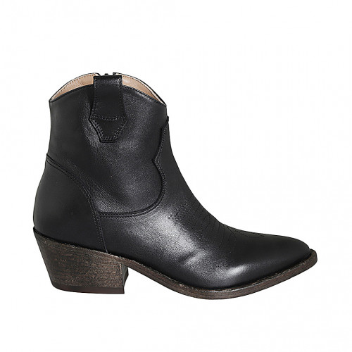 Woman's Texan ankle boot with zipper and embroidery in black leather heel 5 - Available sizes:  32, 33, 43, 44, 46