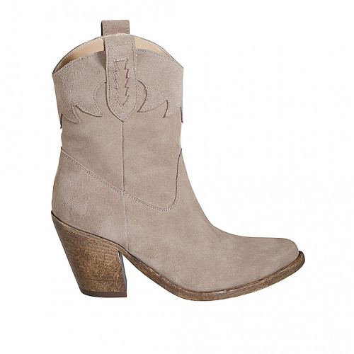 Woman's Texan ankle boot with zipper and embroidery in sand beige suede heel 8 - Available sizes:  43, 44
