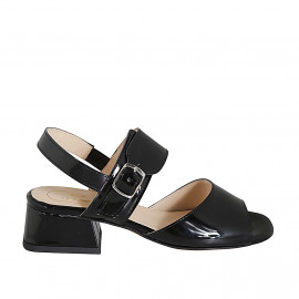 Sandalia para mujer con hebilla y elastico en charol negro tacon 4 - Tallas disponibles: 32, 33
