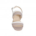 Sandalia para mujer en charol rosa grisado y blanco tacon 4 - Tallas disponibles:  33, 43, 44, 45