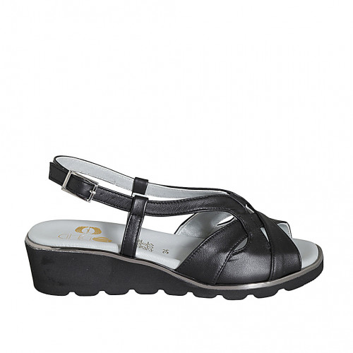 Sandale pour femmes en cuir noir avec elastique et talon compensé 4 - Pointures disponibles:  32, 33, 34, 42, 43, 44, 45