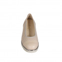 Ballerine pour femmes en cuir perforé rose clair avec bout droit talon compensé 3 - Pointures disponibles:  34, 44, 45