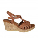 Sandalia para mujer con cinturon y plataforma en piel trensada cognac cuña 7 - Tallas disponibles:  32, 33, 34, 42, 43, 44