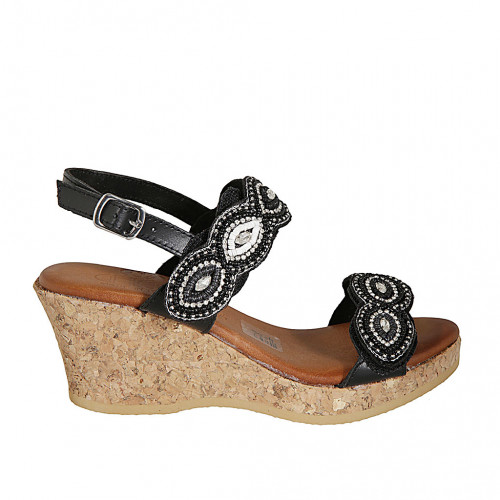 Sandalo da donna in pelle nera con velcro, perline e zeppa 7 - Misure disponibili: 32, 33, 34, 42, 43, 44, 45