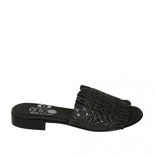 Woman's mules in black braided...