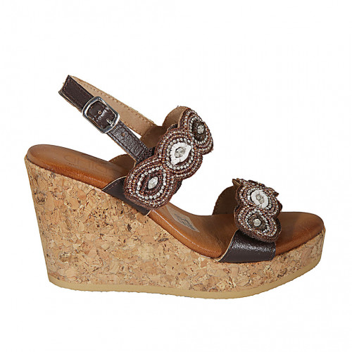 Woman's sandal in brown leather with...