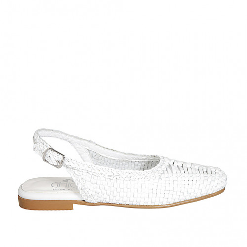 Woman's slingback in white braided...