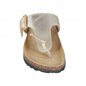 Chanclas de dedo para mujer en piel laminada platino con hebilla cuña 2 - Tallas disponibles:  33, 42