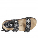 Sandale pour femmes en cuir noir avec fermetures velcro, perles et strass talon compensé 2 - Pointures disponibles:  32, 33, 34, 42, 43, 44, 45
