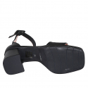 Scarpa aperta da donna con plateau e cinturino in pelle stampata nero tacco 7 - Misure disponibili: 43