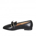 Mocasíno a punta para mujer en piel negra con accesorio y moño tacon 1 - Tallas disponibles:  35, 42, 43