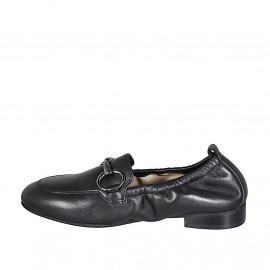 Mocassino da donna con elastico e accessorio in pelle nera con tacco 2 - Misure disponibili: 33 2