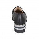 Mocassin pour femmes avec accessoire en cuir noir talon compensé 4 - Pointures disponibles:  43, 45, 46