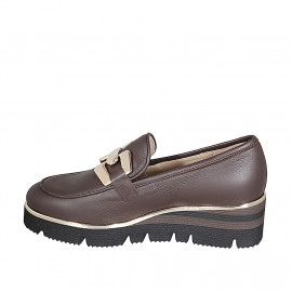 Woman's mocassin in brown... 2