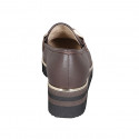Mocasin pour femmes en cuir marron avec accessoire talon compensé 4 - Pointures disponibles:  42, 43, 45, 46