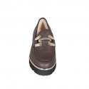 Mocasin pour femmes en cuir marron avec accessoire talon compensé 4 - Pointures disponibles:  42, 43, 45, 46