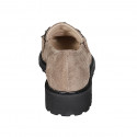 Mocassin pour femmes avec chaîne en daim taupe talon 3 - Pointures disponibles:  43, 44, 45