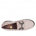 Mocassin pour femmes avec accessoire en daim taupe talon 3 - Pointures disponibles:  32, 42, 43, 45