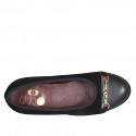 Ballerine avec accessoire et bout droit pour femmes en daim et cuir noir talon 3 - Pointures disponibles:  32, 33, 43, 46
