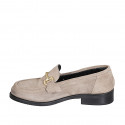 Mocasín para mujer con accesorio en gamuza gris perla tacon 3 - Tallas disponibles:  35, 42, 44, 47