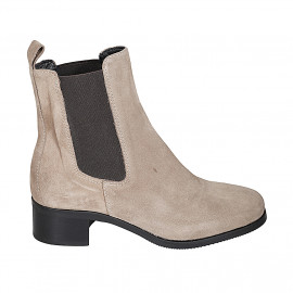Stivaletto da donna con elastici e punta squadrata in camoscio grigio tortora tacco 4 - Misure disponibili: 35, 43, 44, 45