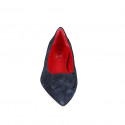 ﻿Escarpin pour femmes à bout pointu en daim bleu avec accessoire talon 1 - Pointures disponibles:  45