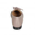 Mocassin à bout pointu pour femmes en cuir gris tourterelle avec accessoire et arc talon 1 - Pointures disponibles:  35, 42, 45