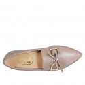 Mocassin à bout pointu pour femmes en cuir gris tourterelle avec accessoire et arc talon 1 - Pointures disponibles:  35, 42, 45