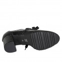 Scarpa stringata da donna modello Oxford a coda di rondine in vernice nera con plantare estraibile tacco 6 - Misure disponibili: 31, 32, 42, 45