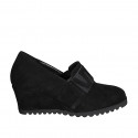 Woman's highfronted shoe with elastics and removable insole in black suede wedge heel 6 - Available sizes:  42, 43