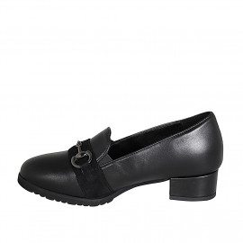 Mocassino da donna con elastici, accessorio e plantare estraibile in pelle e camoscio nero tacco 3 - Misure disponibili: 32, 42 2