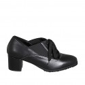 Scarpa Oxford stringata da donna in pelle nera con elastici e plantare estraibile tacco 5 - Misure disponibili: 31, 42, 43