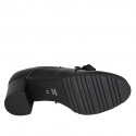 Scarpa Oxford stringata da donna in pelle nera con elastici e plantare estraibile tacco 5 - Misure disponibili: 31, 42, 43