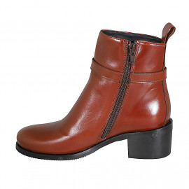 Bottines pour femmes avec boucle et fermeture éclair en cuir cognac talon 5 - Pointures disponibles:  42 2