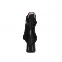 Bottines pour femmes avec fermeture éclair, courroie et elastique en daim et cuir verni noir talon 5 - Pointures disponibles:  32, 33, 43, 44, 45