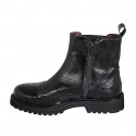 Botin para mujer con elástico, punta Brogue y cremallera en charol negra tacon 3 - Tallas disponibles:  32, 43, 44