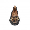 Mocassin pour femmes avec accessoire en cuir noir et cuir de veau avec fourrure rayée cognac et noir talon 2 - Pointures disponibles:  32, 33