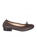 Bailarina para mujer con moño y puntera en piel marron tacon 2 - Tallas disponibles:  44
