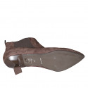 Woman's pointy ankle boot with elastic bands in brown suede heel 6 - Available sizes:  35, 43, 44, 45