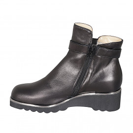 Woman's ankle boot with removable insole, elastic, buckle and zipper in black leather wedge heel 4 - Available sizes:  45 2