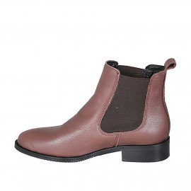 Woman's low ankle boot with elastic bands in brown leather heel 3 - Available sizes:  44, 45 2