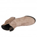 Bottines avec fermeture éclair et elastique pour femmes en daim taupe talon 7 - Pointures disponibles:  32, 33, 35, 42, 43, 44, 45
