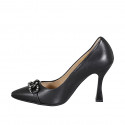 Decolté con catena e strass da donna in pelle nera tacco 9 - Misure disponibili: 33, 34, 35