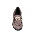 Mocassin pour femmes avec chaîne en daim taupe talon 6 - Pointures disponibles:  43, 45