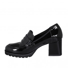 Mocassin pour femmes en cuir verni noir talon 6 - Pointures disponibles:  44 2