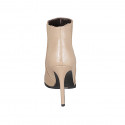 Woman's pointy ankle boot in beige leather with elastic and zipper heel 10 - Available sizes:  32